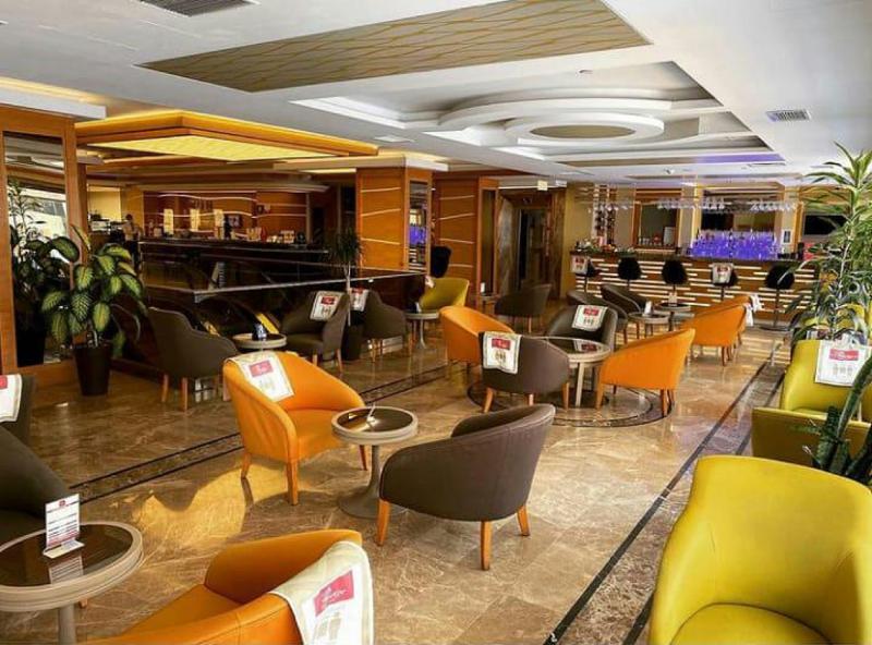 prestige hotel old city