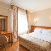 prestige hotel old city