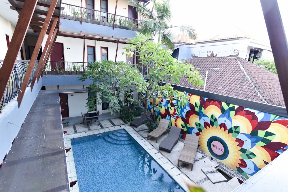 reddoorz near legian street