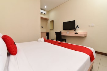 reddoorz near legian street