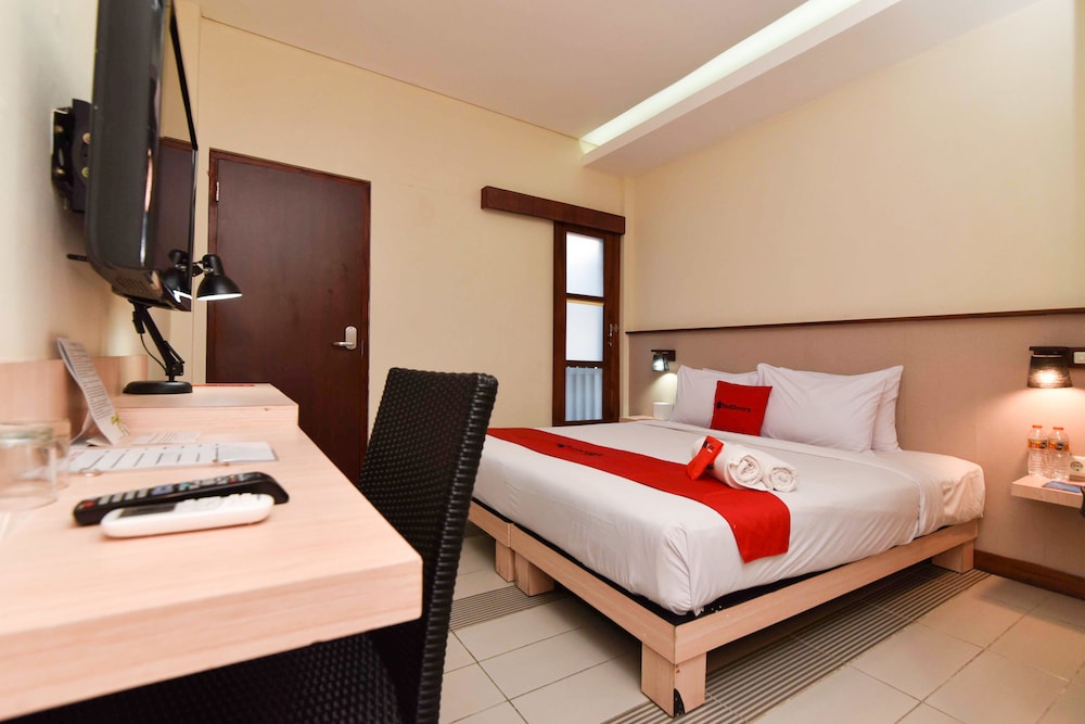 reddoorz near legian street