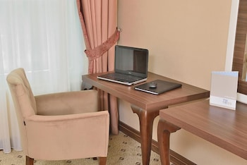 the sign kocaeli thermal spa hotel and convention center