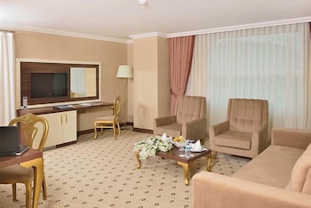 the sign kocaeli thermal spa hotel and convention center