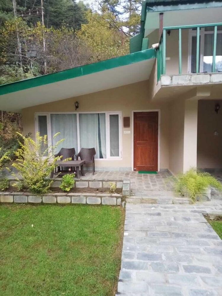 asaka himalayan inspiration lodge kasol