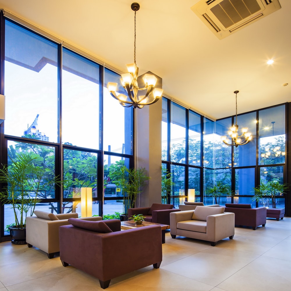 livotel hotel lat phrao bangkok