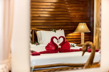 crystal bay yacht club