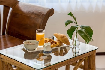 crystal bay yacht club