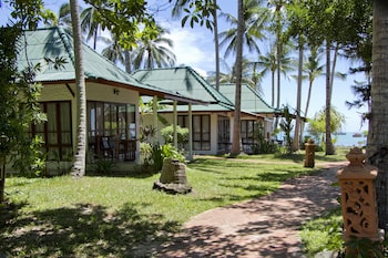 crystal bay yacht club