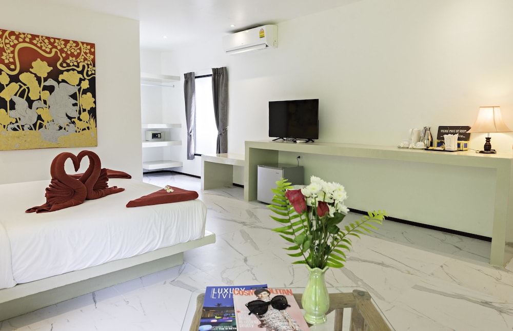 crystal bay yacht club