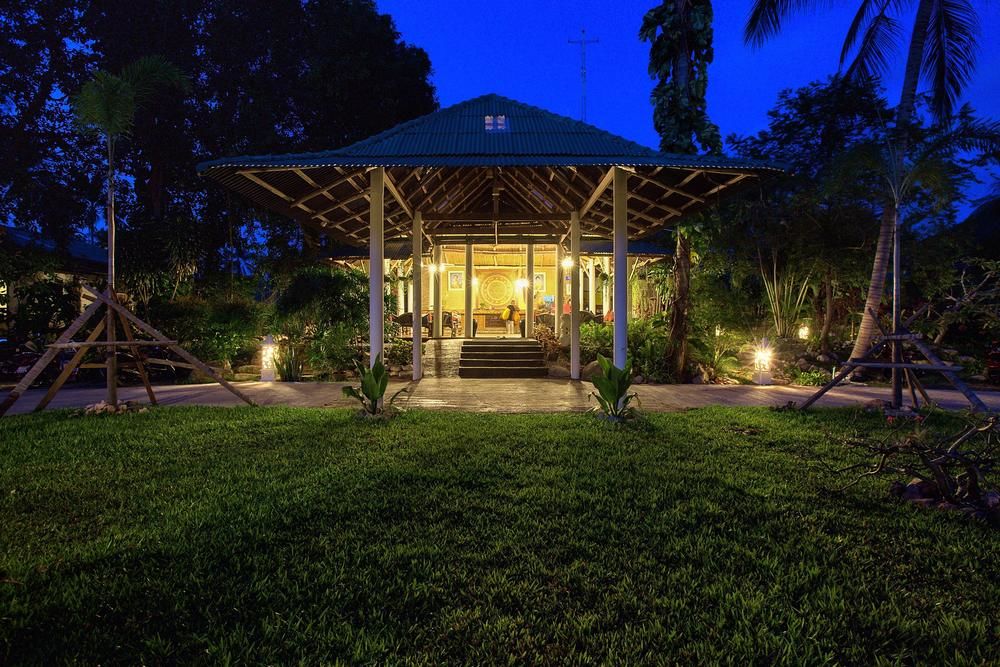 crystal bay yacht club