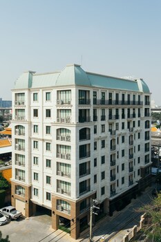 thomson residence hotel
