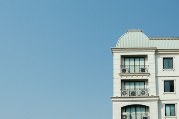 thomson residence hotel