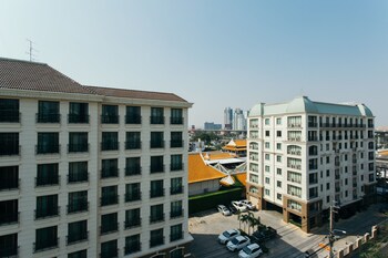 thomson residence hotel