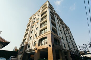thomson residence hotel