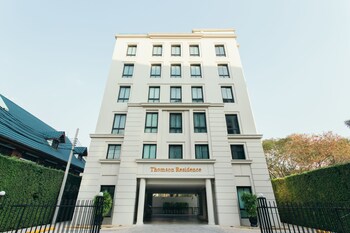 thomson residence hotel