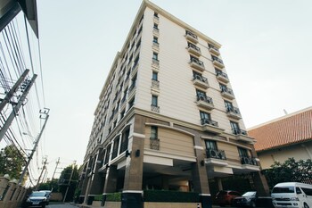 thomson residence hotel