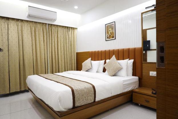 hotel tulsi