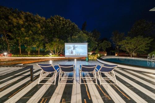 holiday valley nature resorts