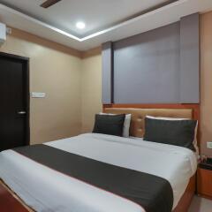 collection o swarna banquet bhu rd