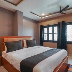 collection o swarna banquet bhu rd