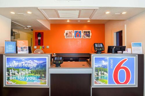Motel 6 Pueblo, Co - I-25,Pueblo>>Colorado City,2 star