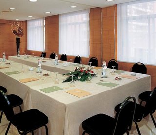 Nh Barcelona Les Corts,Les Corts>>Barcelona,3 star