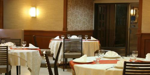 rothman hotel