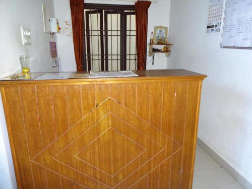 R M Guest House,Kalapet>>Auroville,3 star