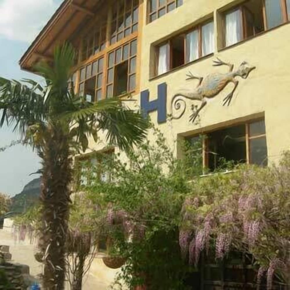 hotel torrecerredo