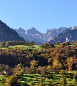 hotel torrecerredo
