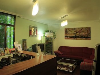 hostal esmeralda