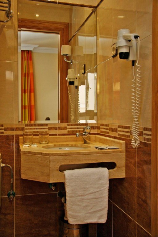 hostal victoria i