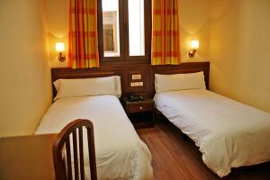 hostal victoria i