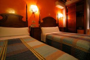 hostal victoria i