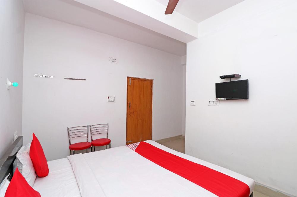 oyo 28298 nalanda guest house
