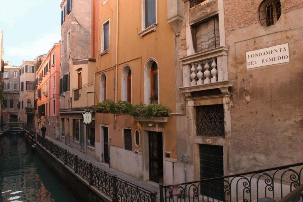 hotel locanda canal