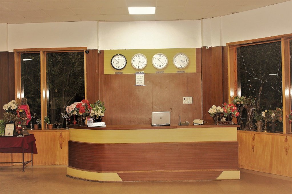 hilltone resorts