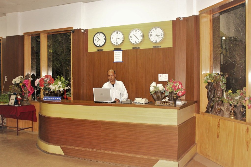 hilltone resorts