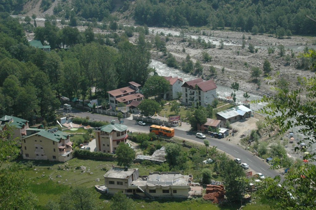 Hilltone Resorts,Haripur,3 star