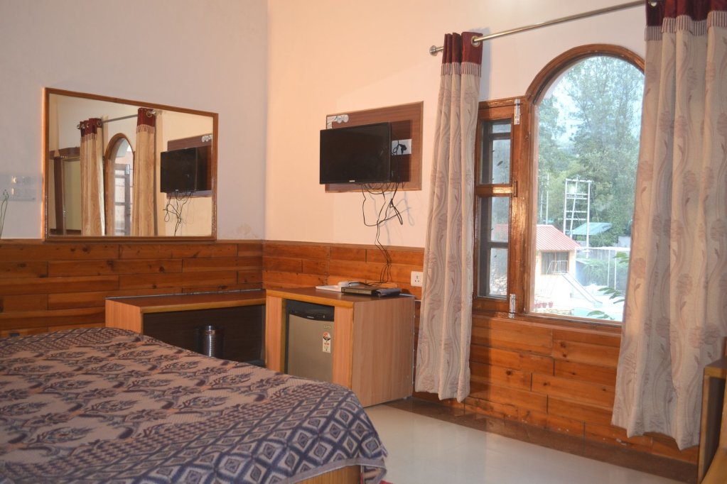 hilltone resorts