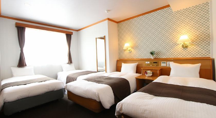 hotel livemax naha