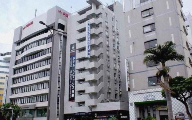 hotel livemax naha