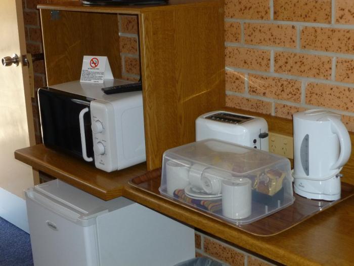 royal palms motor inn