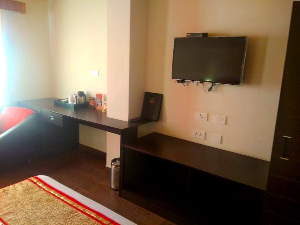 hotel mmr manor mg marg