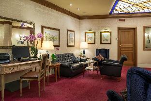 Hotel Berna,Via Torriani Napo 18,4 star