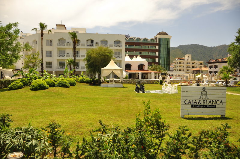 casa blanca beach hotel