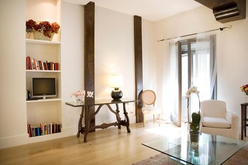 Milanosuites,Milan>>Lombardy,3 star