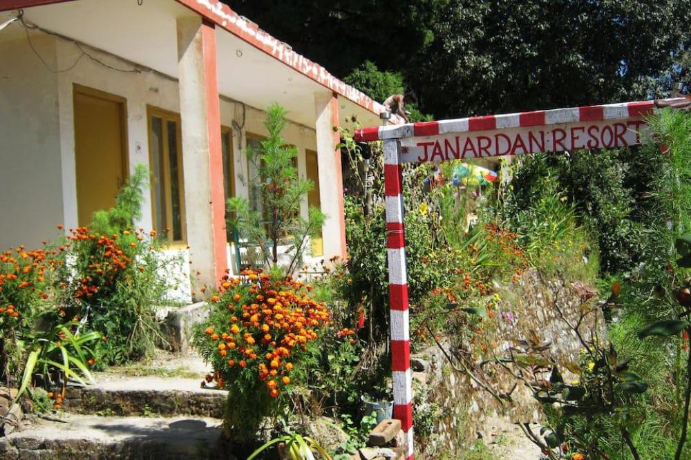 janardan resort pangot nainital