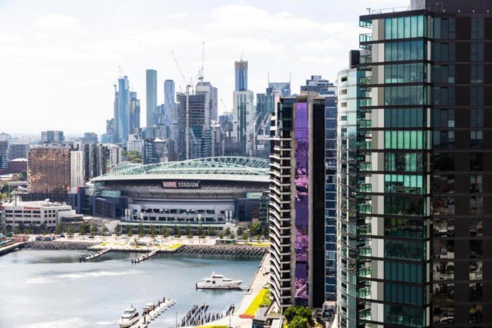 melbourne private apartments collins wharf waterfront docklands