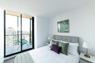 melbourne private apartments collins wharf waterfront docklands